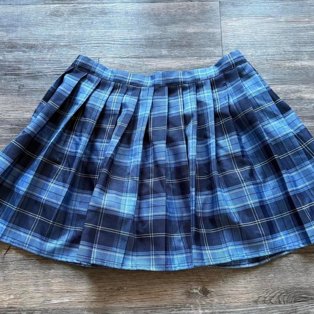 XL Blue plaid mini skirt #preppy